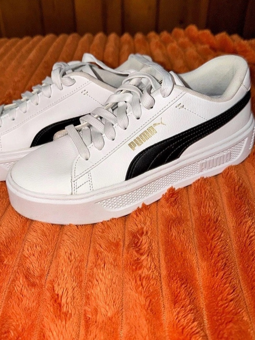 Puma Caven 2.0 White & Black Sneakers US 8